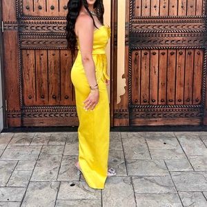 Midi dress side slit